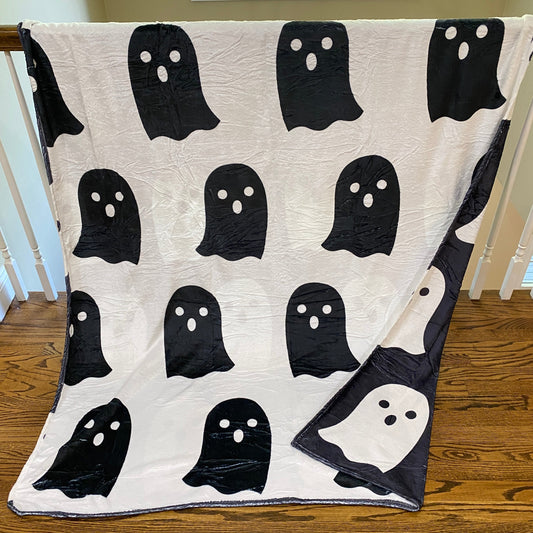 Blanket - Halloween - Double Sided Ghosts Black & White