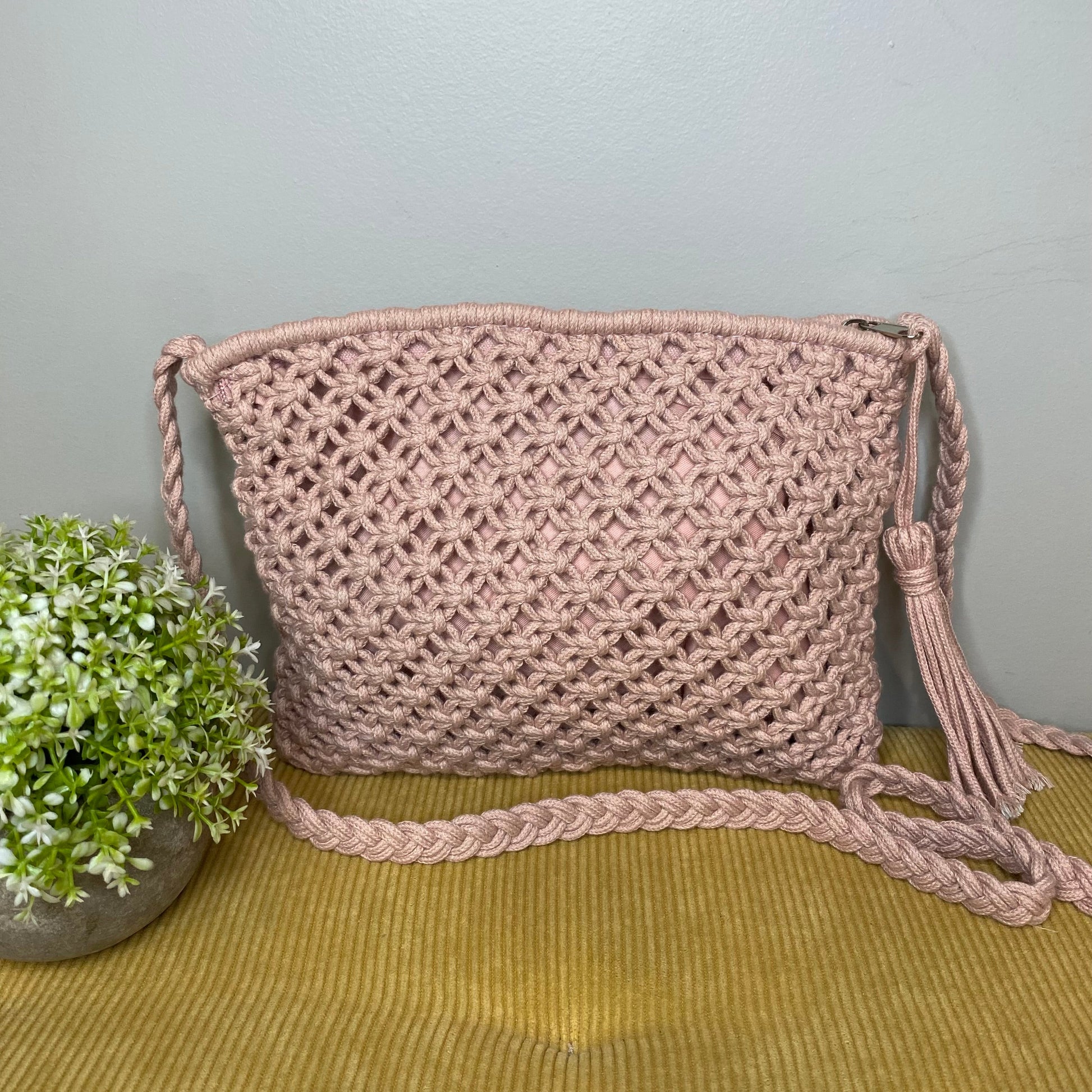 unique-id-fa586975-55ac-42e4-95d1-b30d02e5ff09