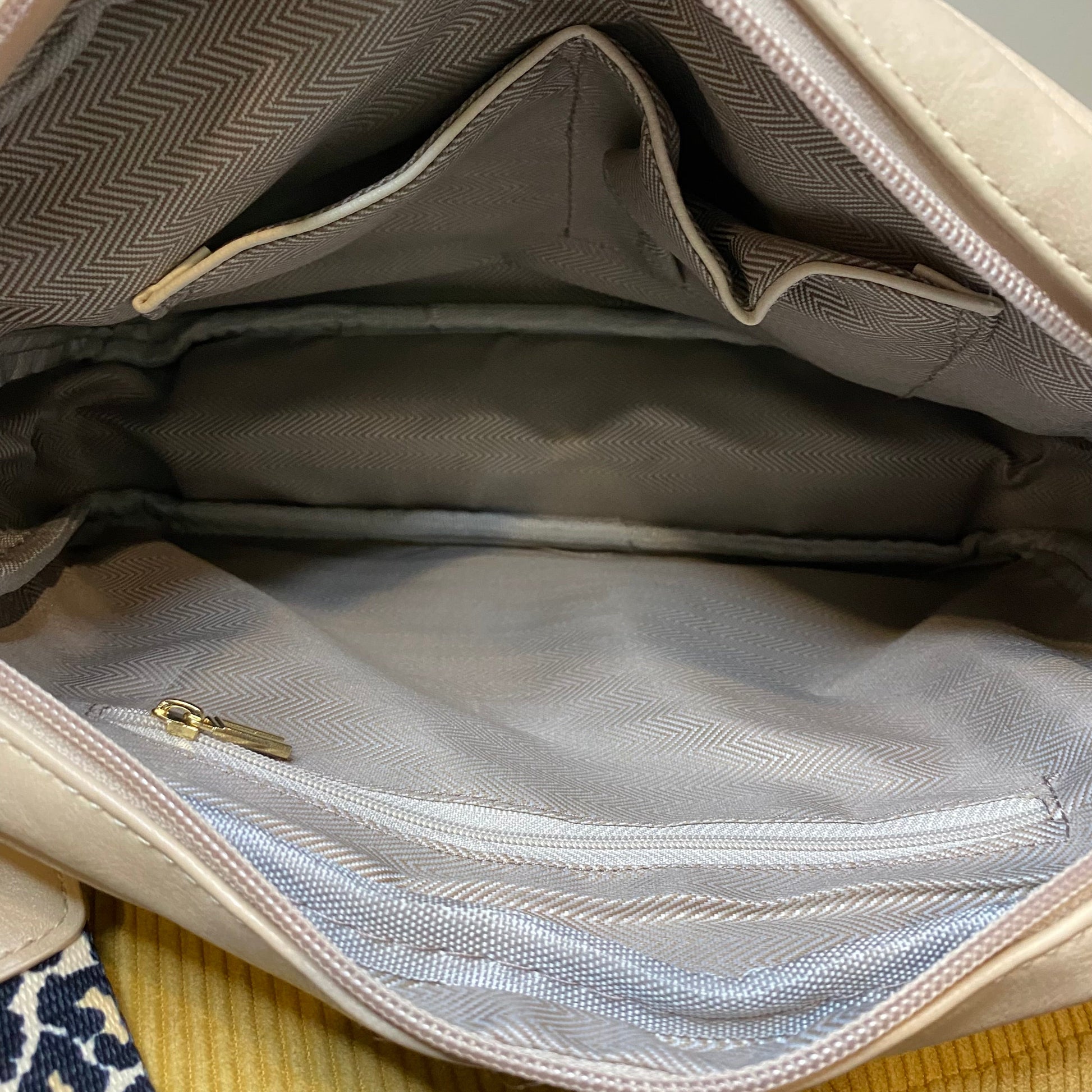 unique-id-55be7bf2-6b7b-4022-be5a-3f3113d1ea8b