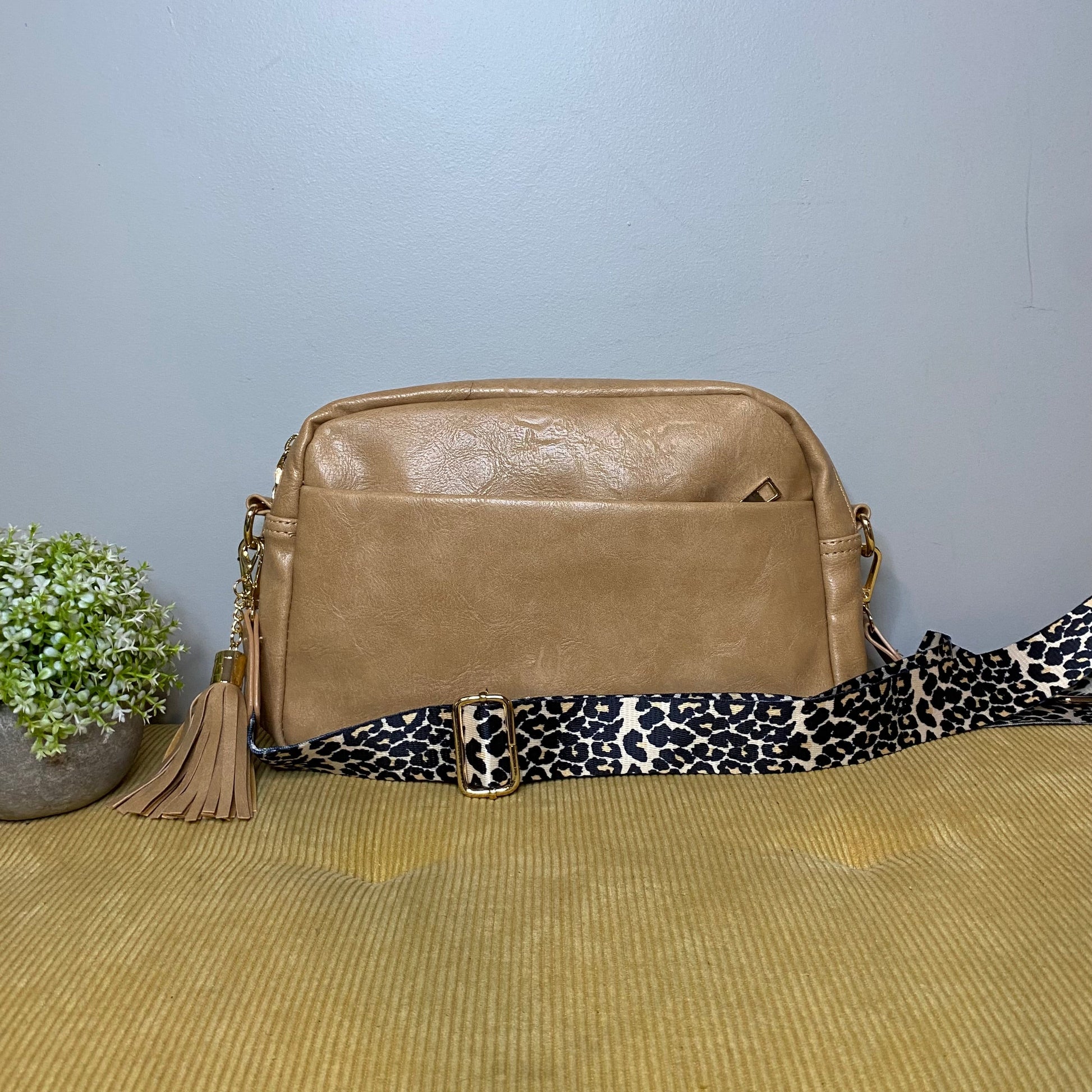 unique-id-16700639-3bf6-458f-a02e-3ea73e087355