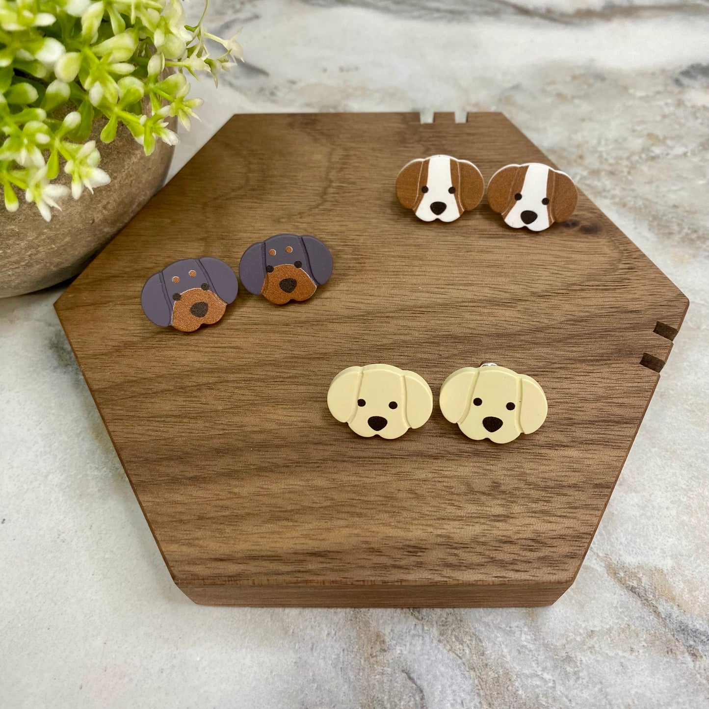 unique-id-9e73b316-c7cc-4797-85bc-b56d5079ead0