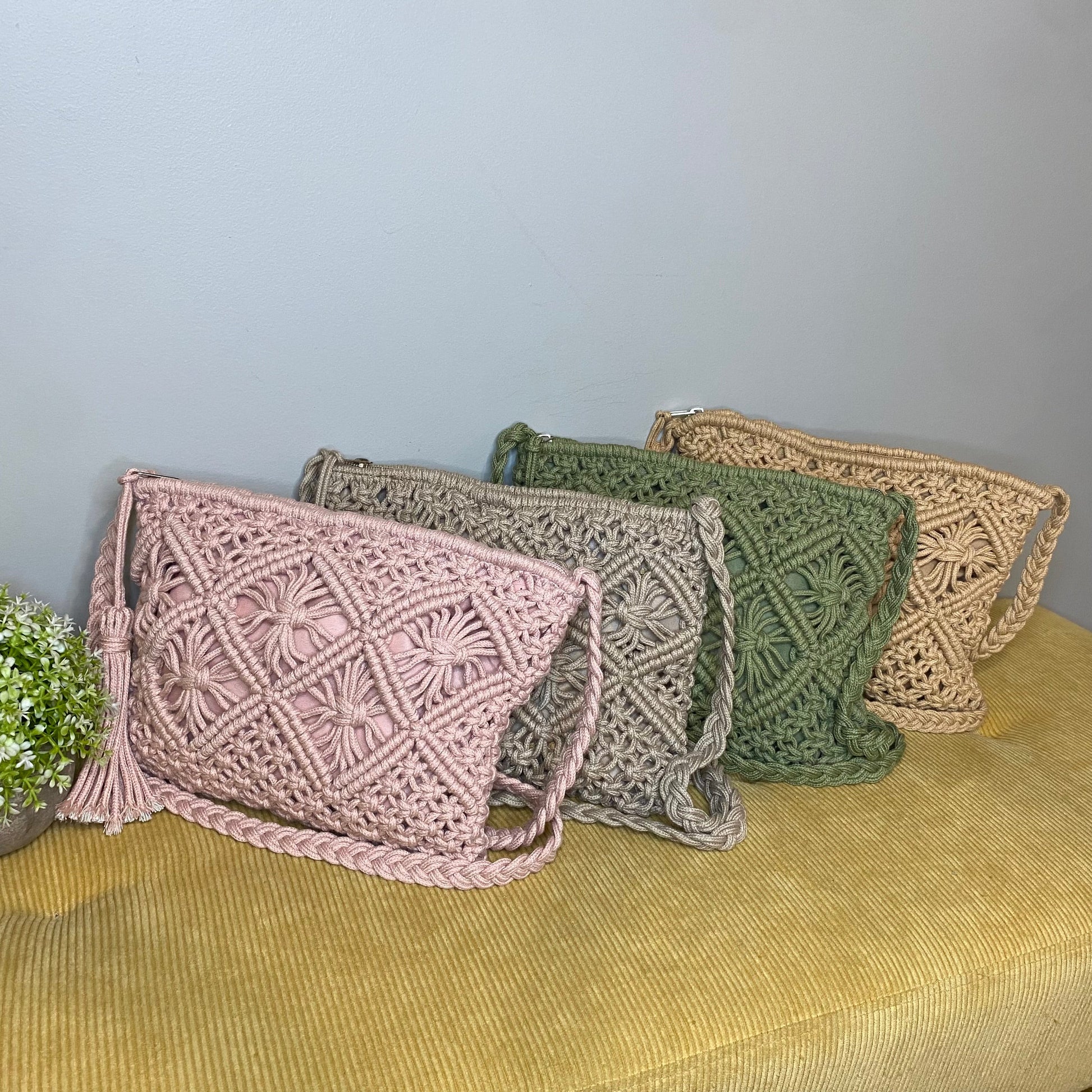 unique-id-df008636-e0eb-4341-a183-ceac76d58eeb