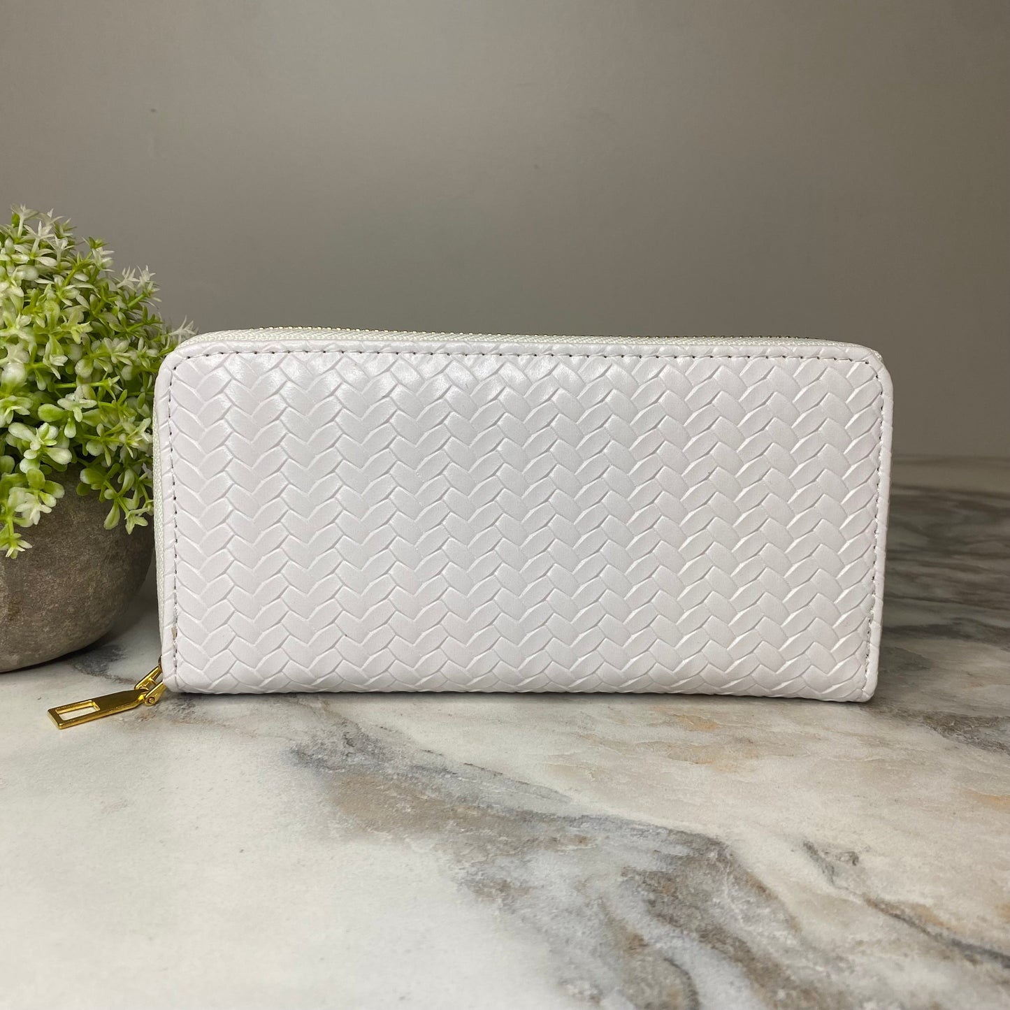 unique-id-8cd8c739-4354-454d-88fa-99a68a342e8d