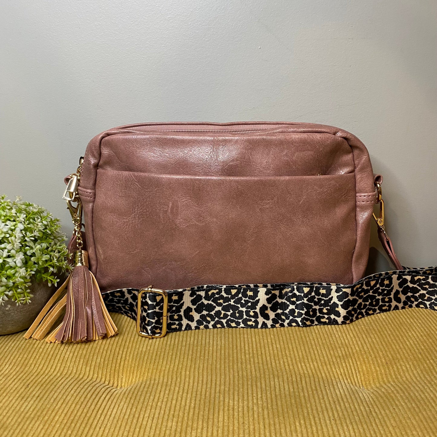 unique-id-739ffd4d-58e1-4833-bb9d-3898fb90d59b