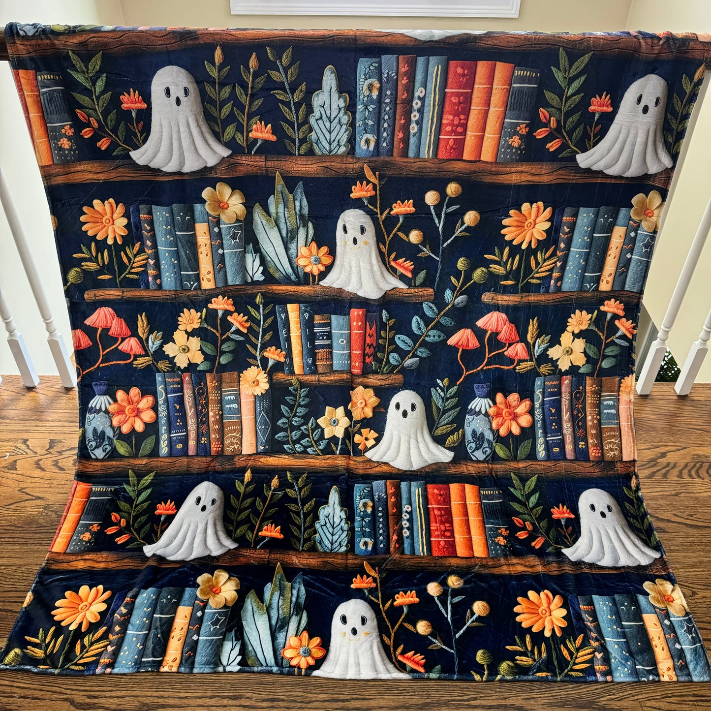 Blanket - Halloween - Ghost Bookshelf